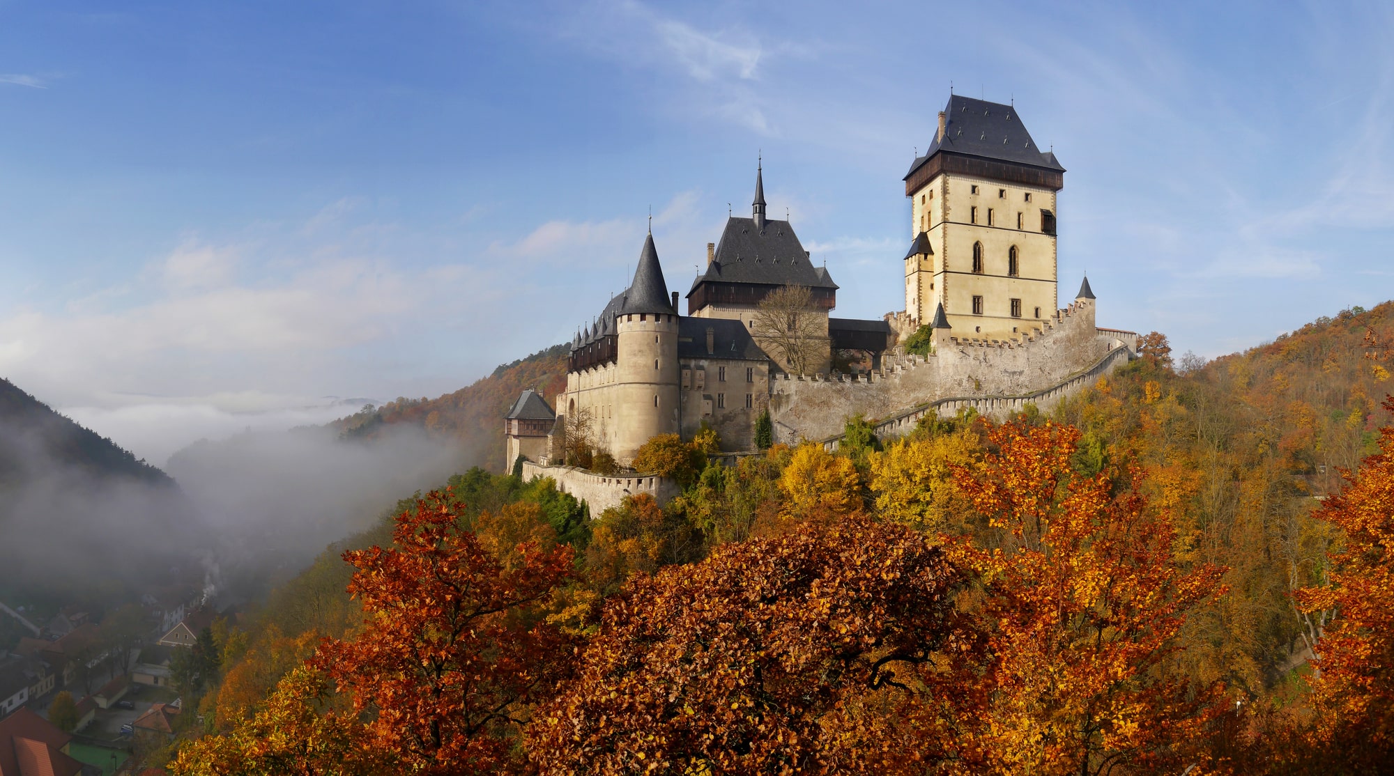 Karlstejn Castle, Czech Republic-min