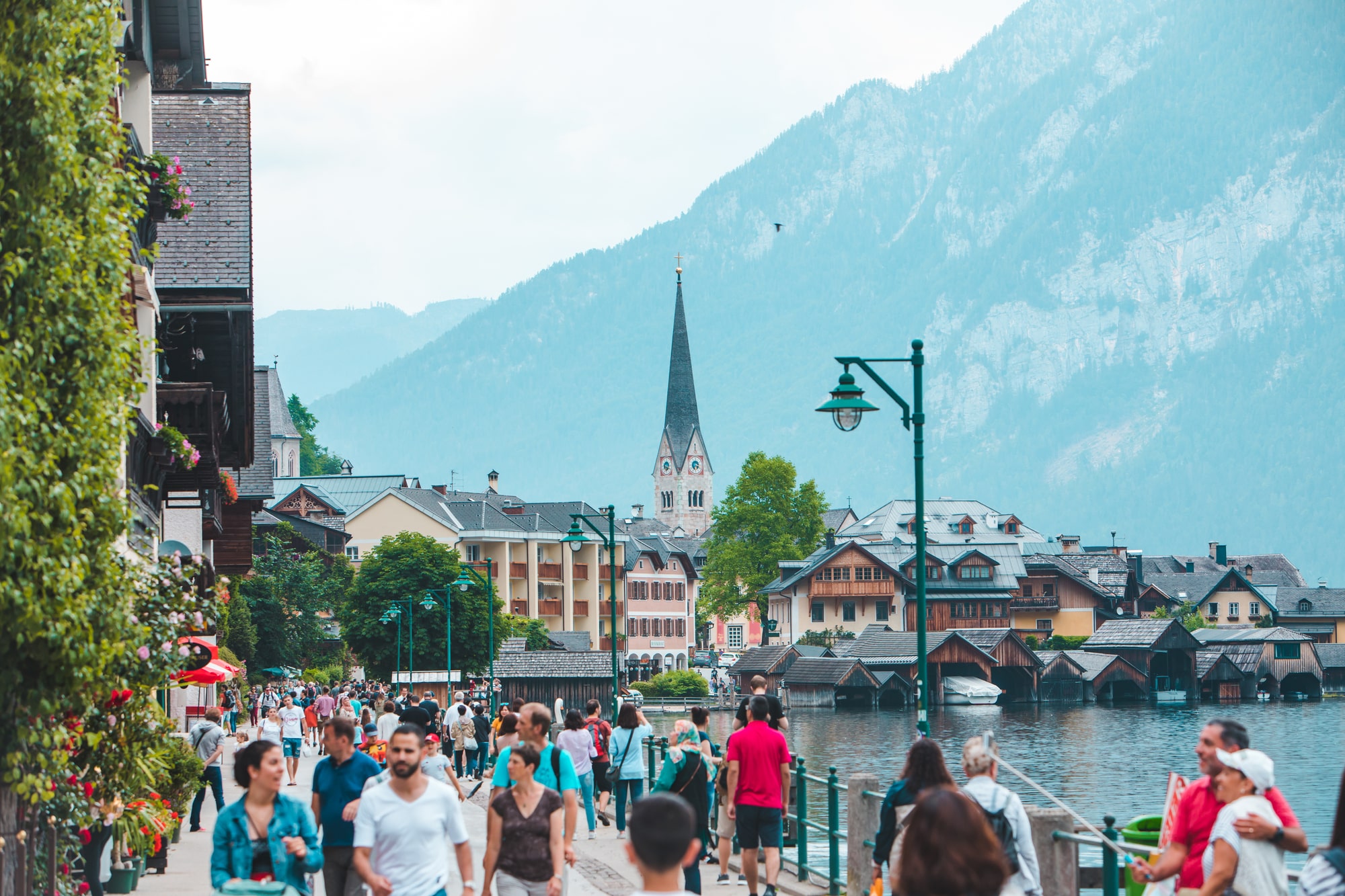 Walk at the lakeside promenade Hallstatt