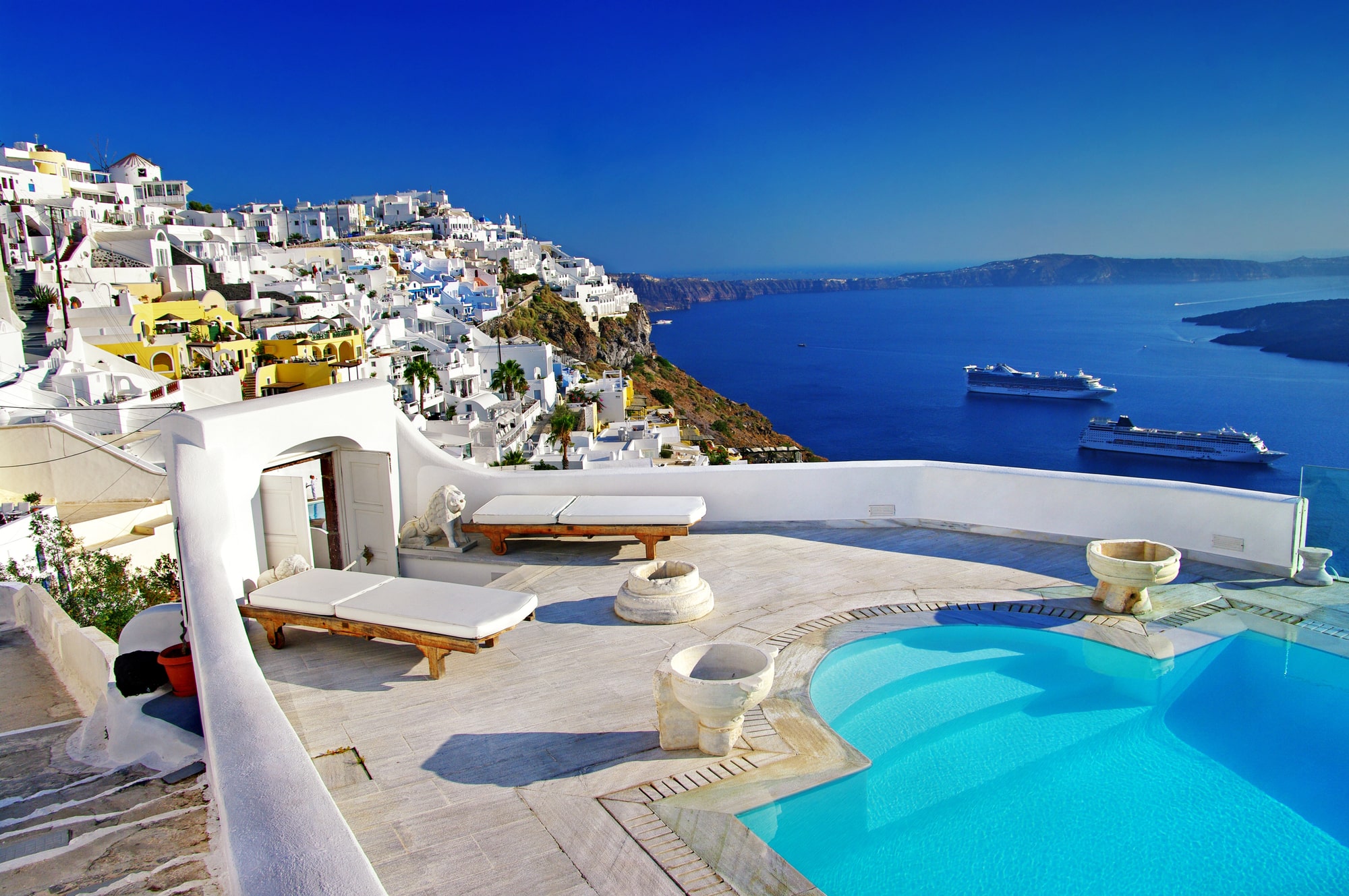 santorini resorts for couples